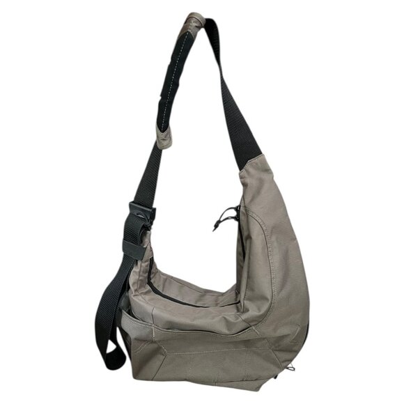 Lowepro Passport Sling Camera Bag Gray DSLR Photography Travel Expandable - Picture 1 of 10